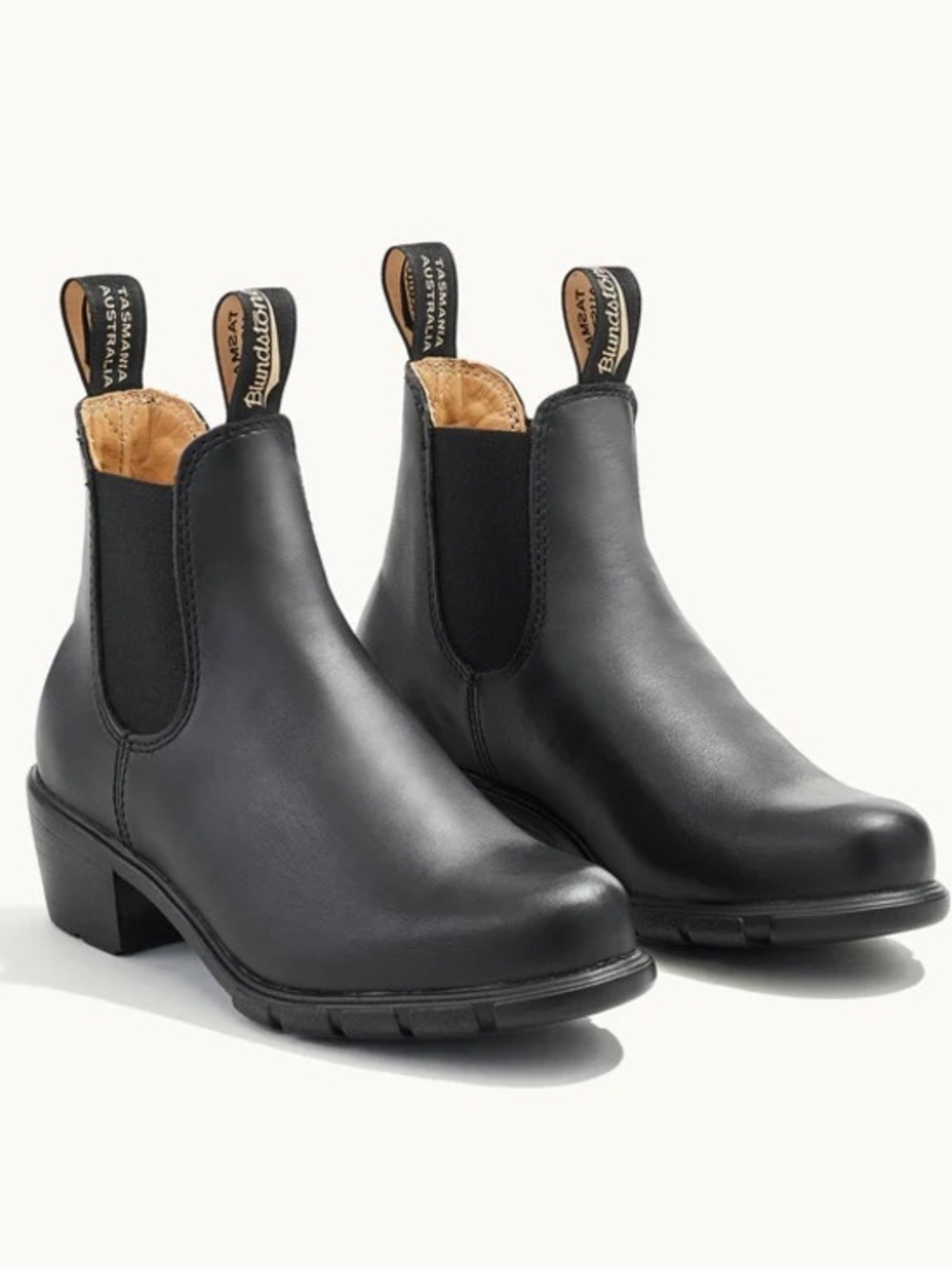 Blundstone Women's Black Leather Chelsea Boot 1671 7